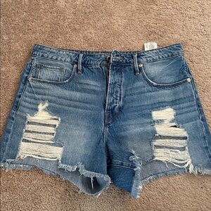 Good American shorts